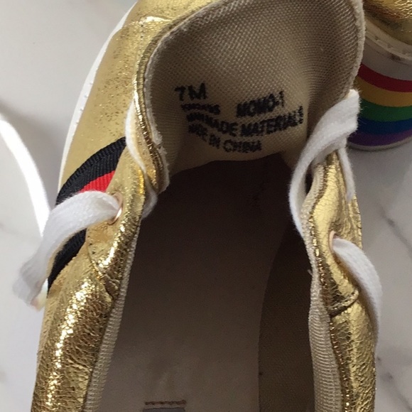 Women’s Cape Robbin 2.75 Platform Wedge Shoes Metallic Gold Sneakers Size 7 - Picture 4 of 4